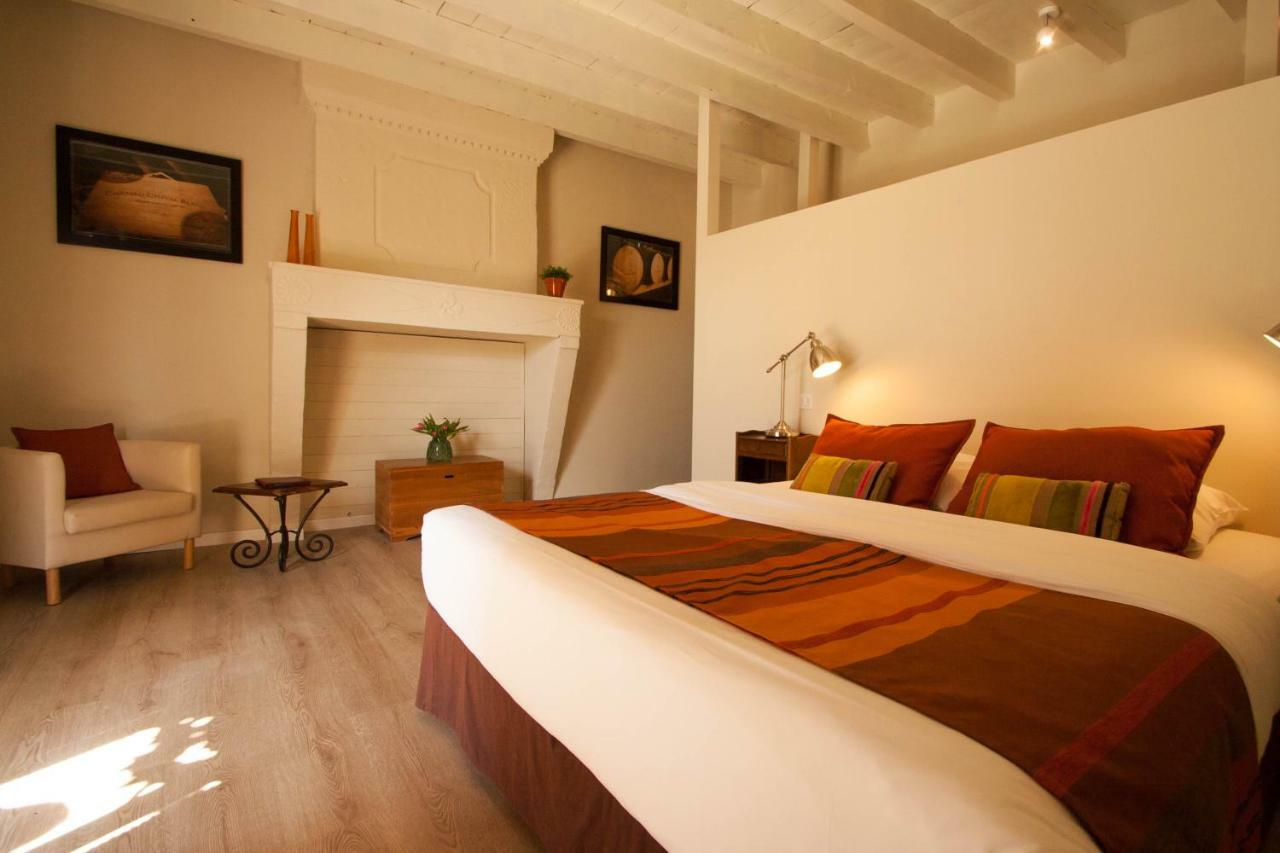 Bed and Breakfast Bleu Raisin Les Salles-de-Castillon Exterior foto